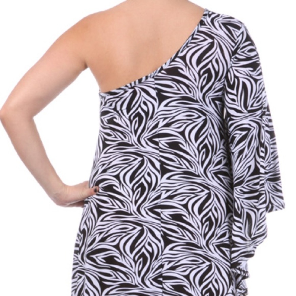 One Shoulder Dress - Picture 2 of 5